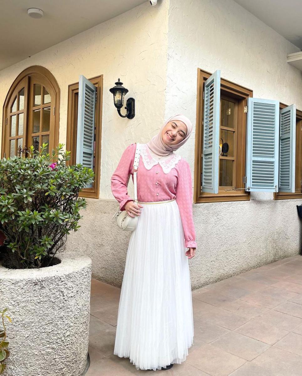 Tania Dewi Nur Azmi (instagram.com/taniaaa.dn)