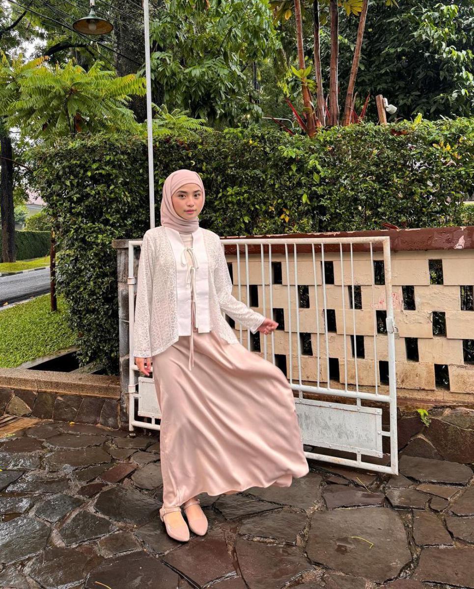 Tania Dewi Nur Azmi (instagram.com/taniaaa.dn)