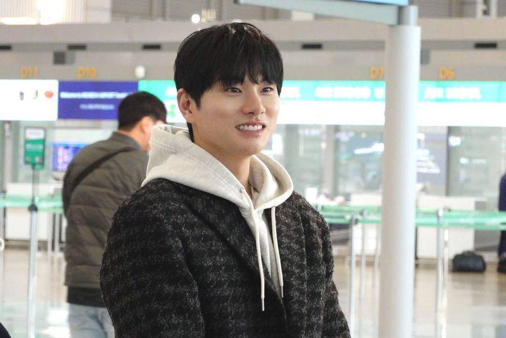potret Lee Yi Kyung (instagram.com/hangout_with_yoo)