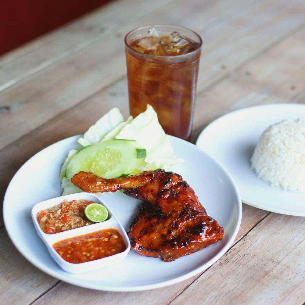 Ayam Bakar Bali Tulen Kampial (instagram.com/ayambakarbalitulen)
