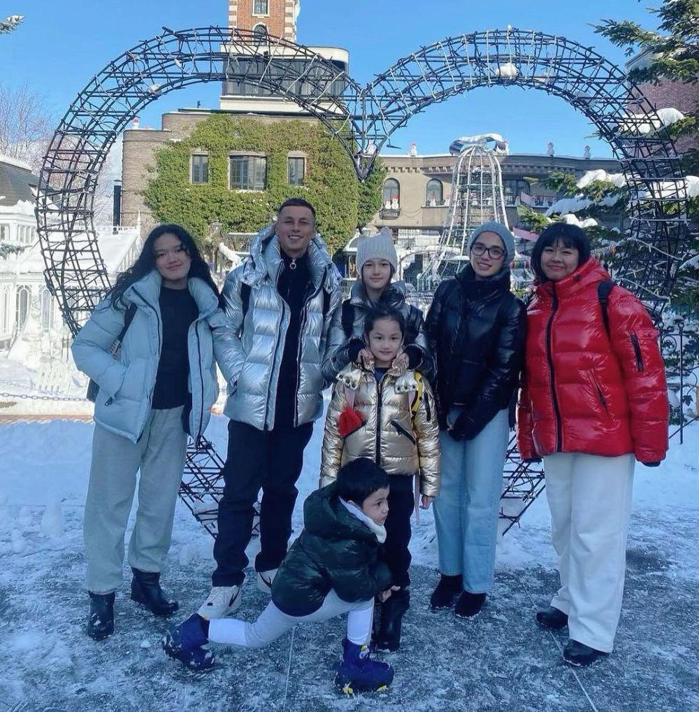 potret keluarga Andhika Pratama (instagram.com/ussypratama)