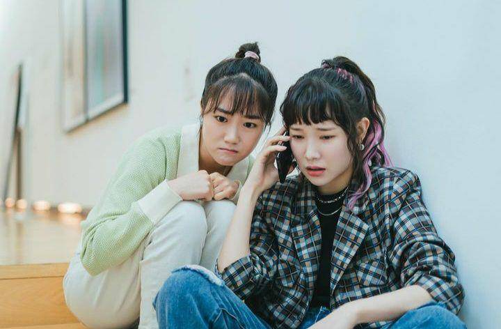 Lee Do Hye dan Kim A Young di Welcome to Samdal-ri (instagram.com/become__314)