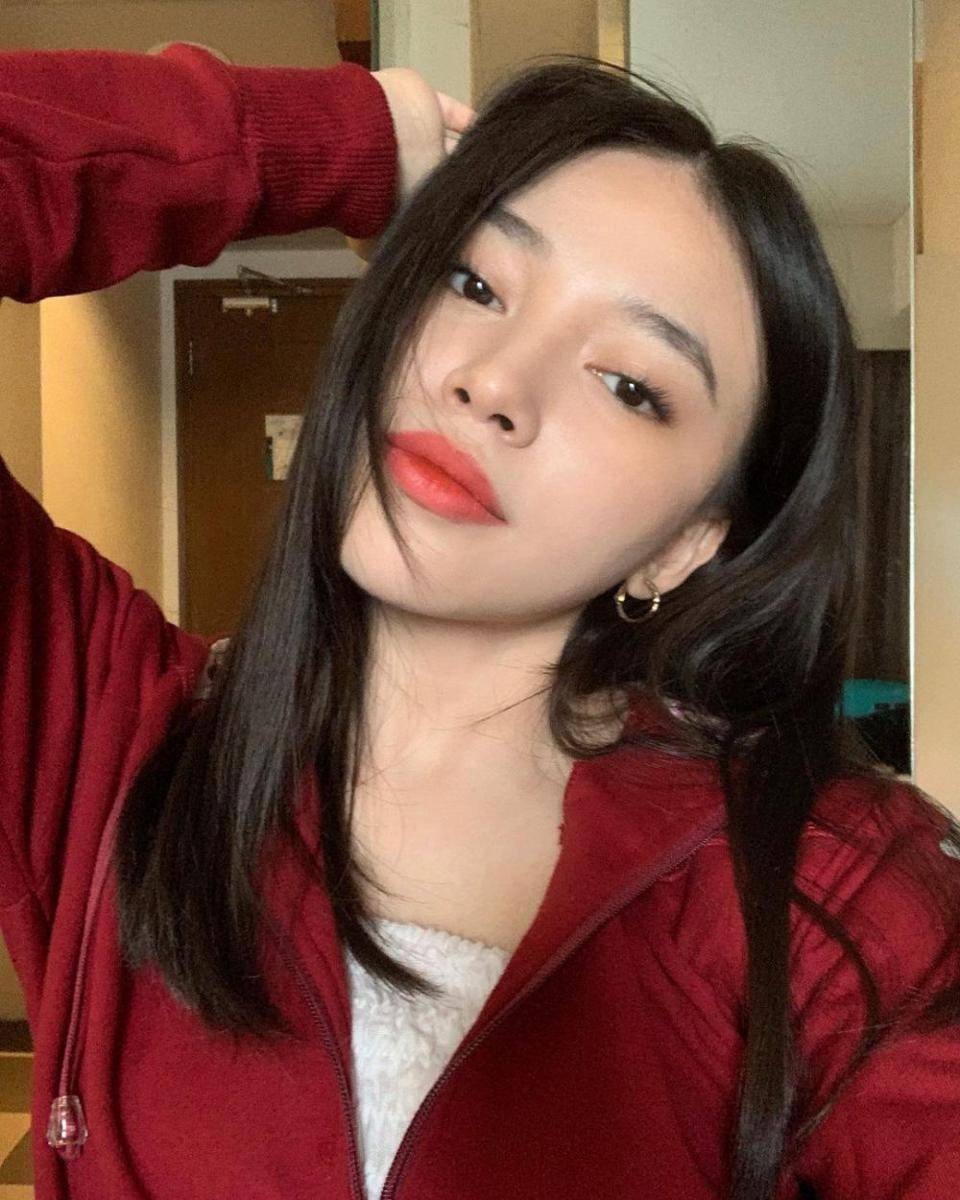 Anneth Delliecia (instagram.com/anneth.dlc)