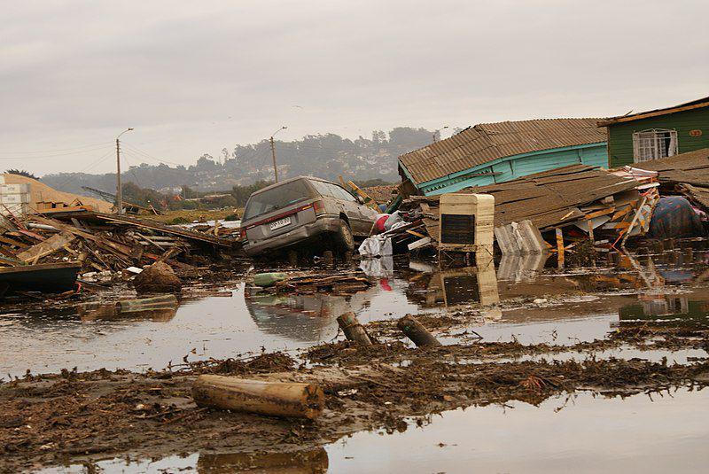 potret daerah pesisir Chili yang rusak akibat tsunami (commons.wikimedia.org/Atilio Leandro)