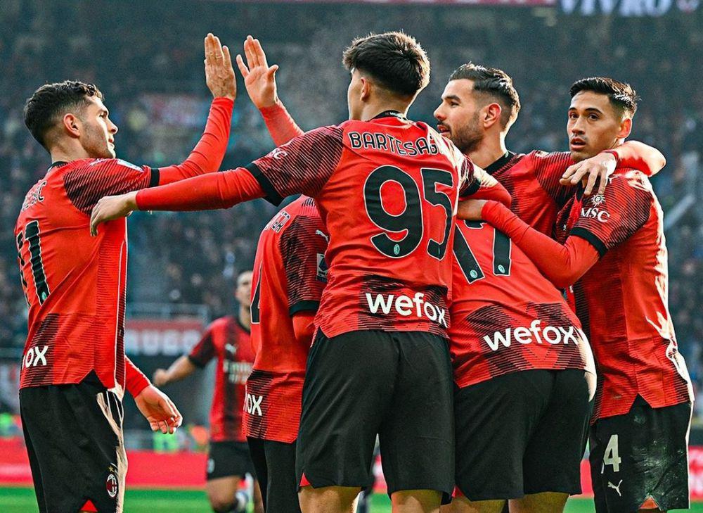 Pemain AC Milan saat merayakan gol. (instagram.com/acmilan)