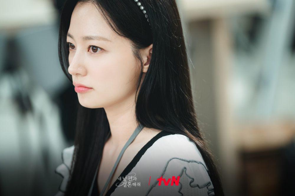 cuplikan drama Marry My Husband (dok.tvN/Marry My Husband)