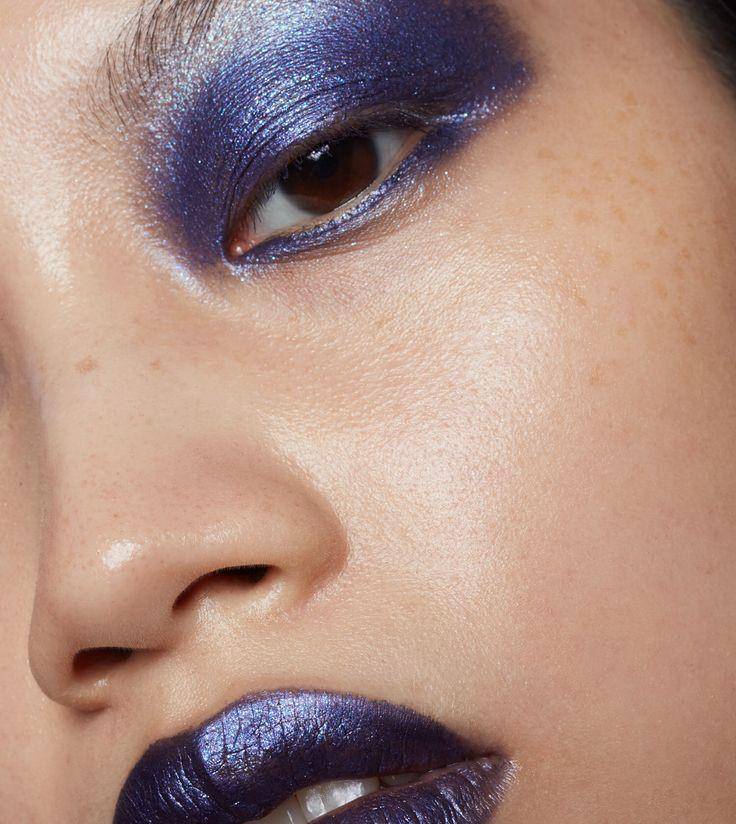 Tren makeup aquamarine. (pinterest.com/today/best/biru-yang-cantik)
