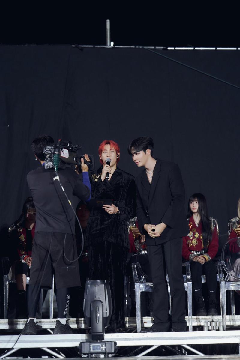 BamBam menjadi MC di Seoul Music Awards ke-33 (twitter.com/otpcnews)