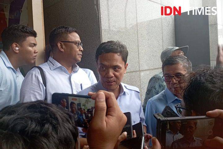Habiburokhman, Wakil Ketua TKN Prabowo-Gibran di Bawaslu pada Rabu (3/1/2024). (IDN Times/Dini Suciatiningrum)
