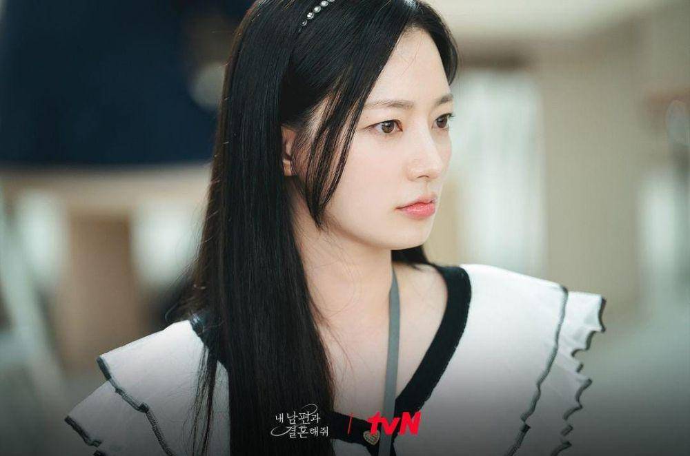 Song Ha Yoon di drama Marry My Husband (instagram.com/tvn_drama)