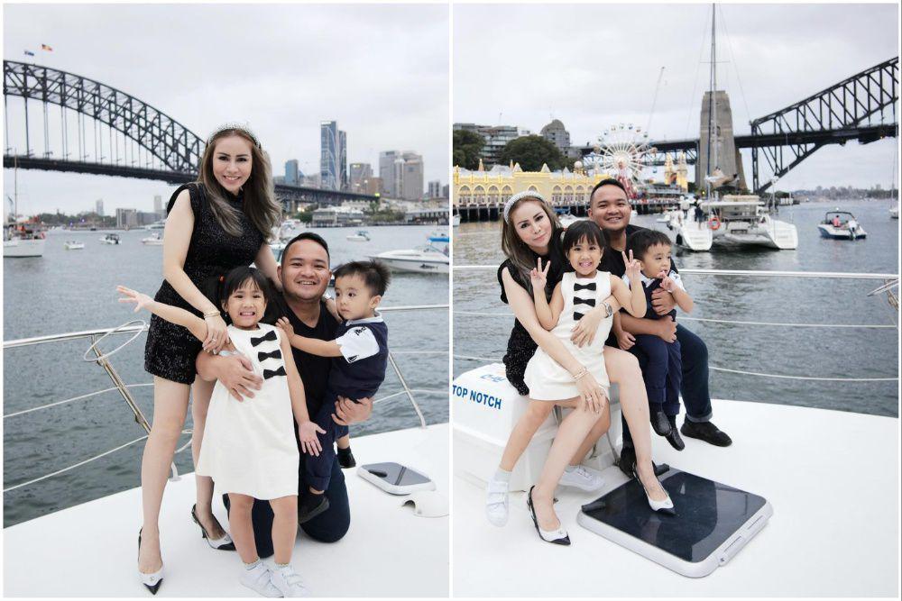 10 Potret Keluarga Momo Naik Yacht di 
Sydney Harbour, Mewah!