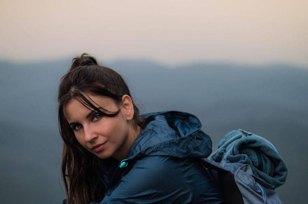 ilustrasi bukti standar orang lain tidak penting (unsplash.com/Norbert Buduczki)