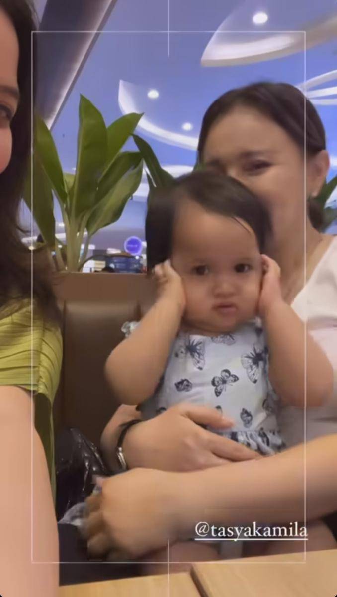 momen Rossa bertemu anak Tasya Kamila (instagram.com/itsrossa910)