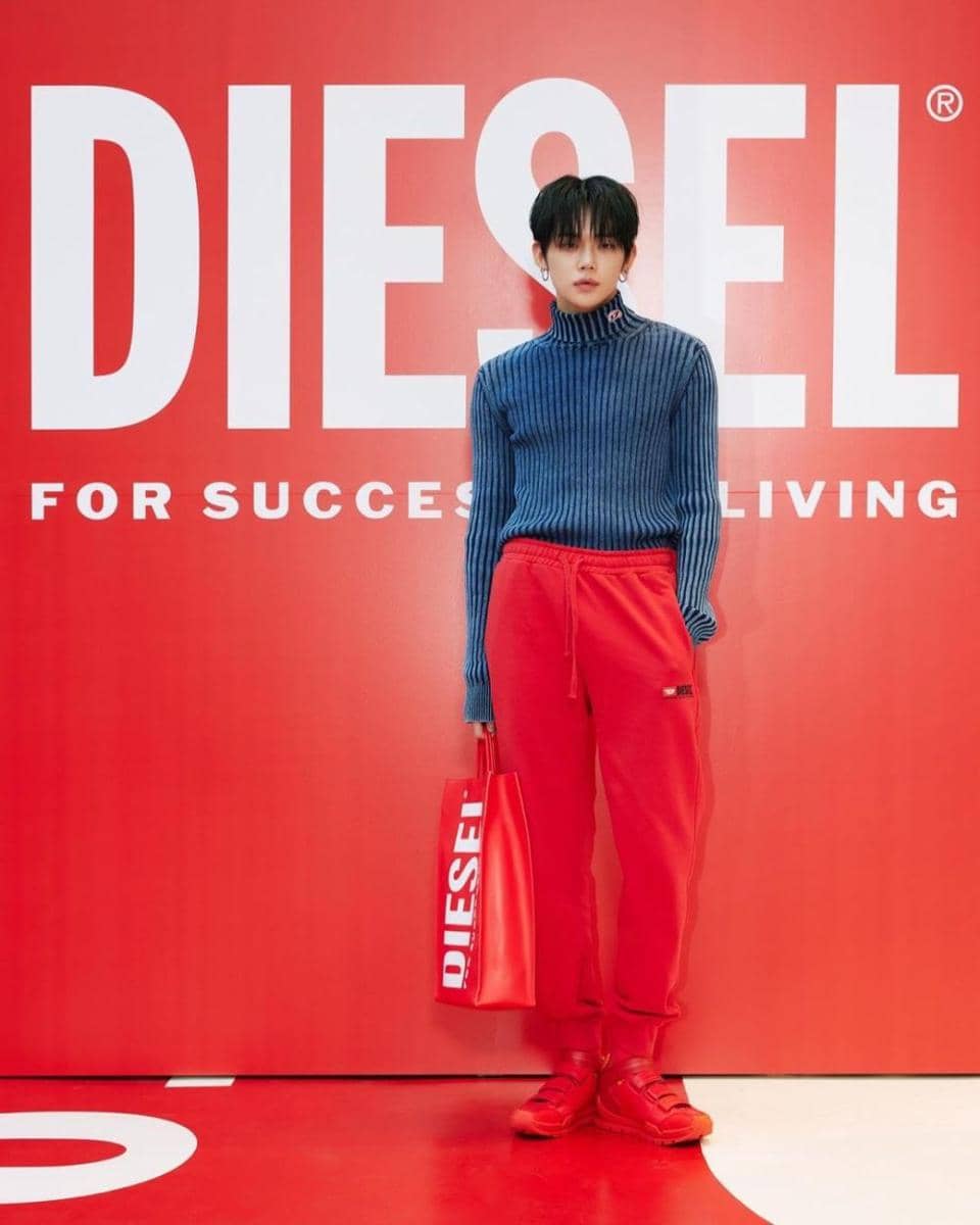 knitwear ala Yeonjun TXT (instagram.com/yawnzzn)