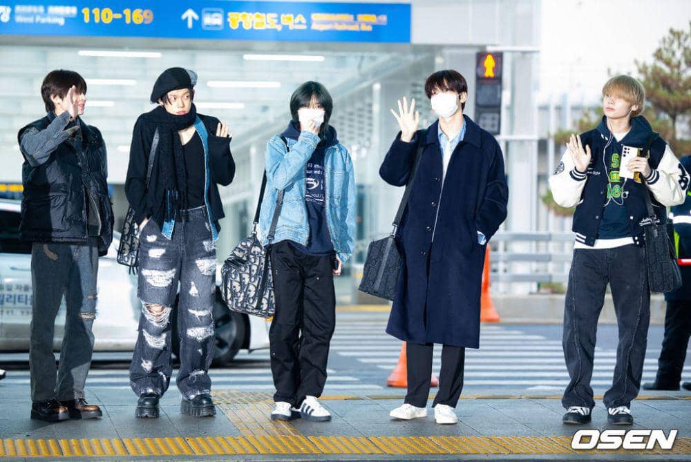 TXT saat berangkat ke Indonesia untuk GDA 2024 (dok. OSEN)