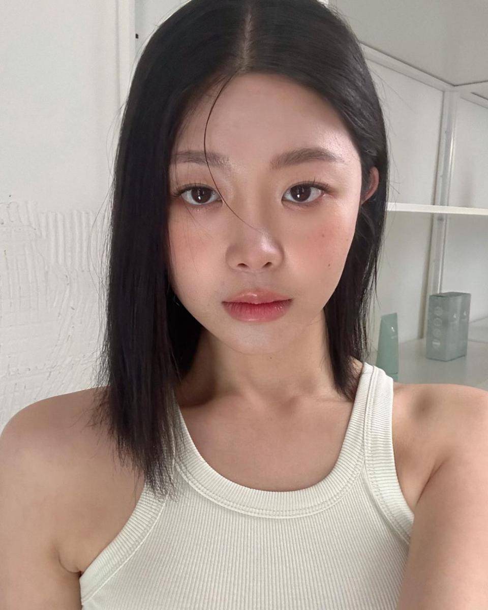 Choi Hye-son (instagram.com/hazelchoiii)