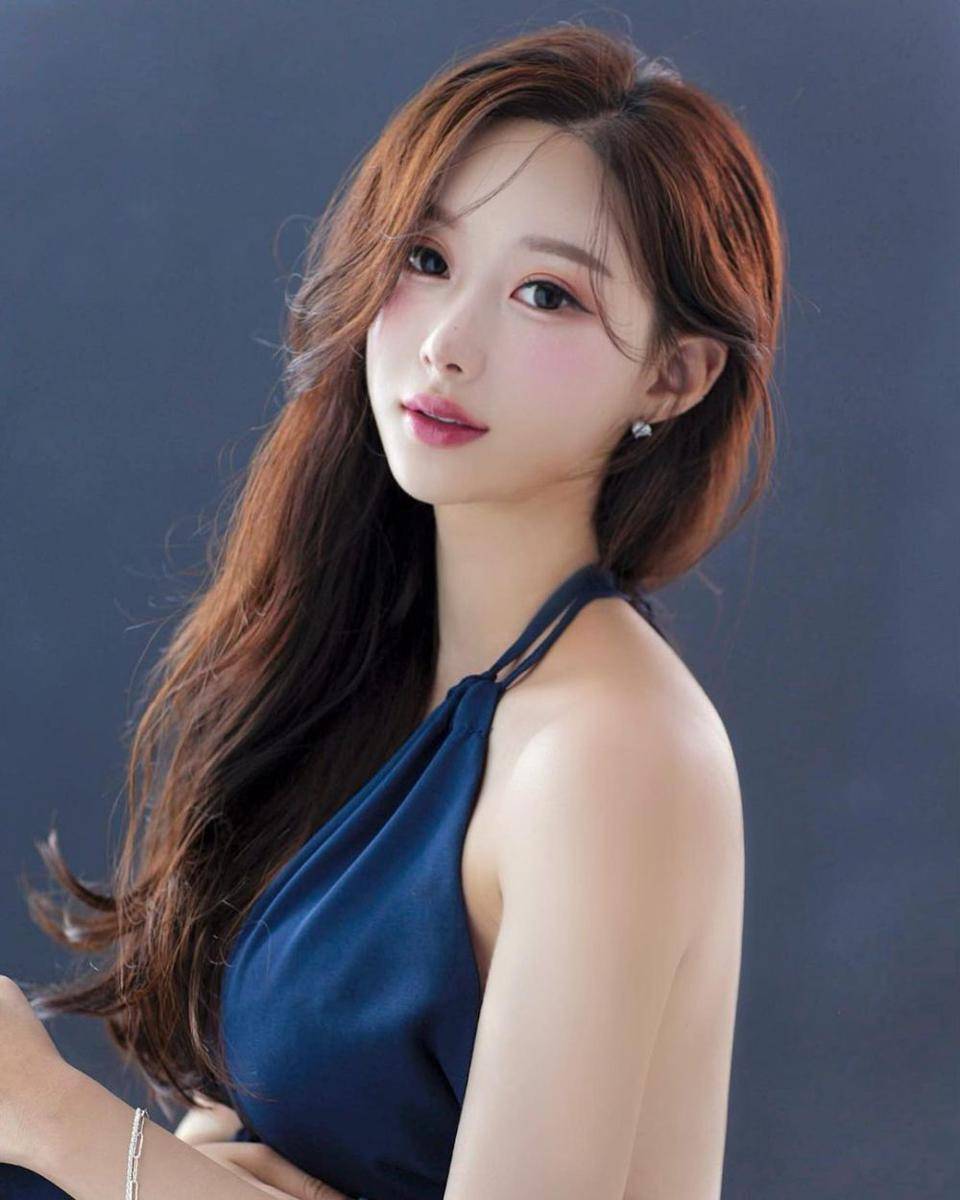 gaya makeup ala An Min Young (instagram.com/my_floria_)