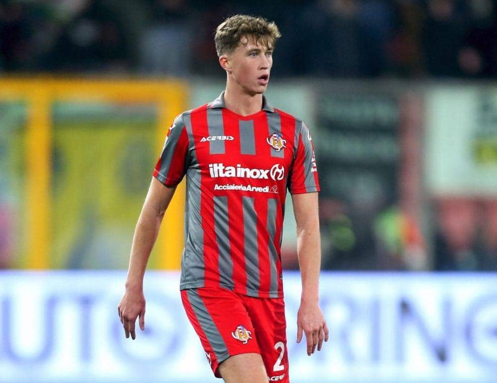 Jack Hendry ketika membela Cremonese. (instagram.com/jackhendry22)