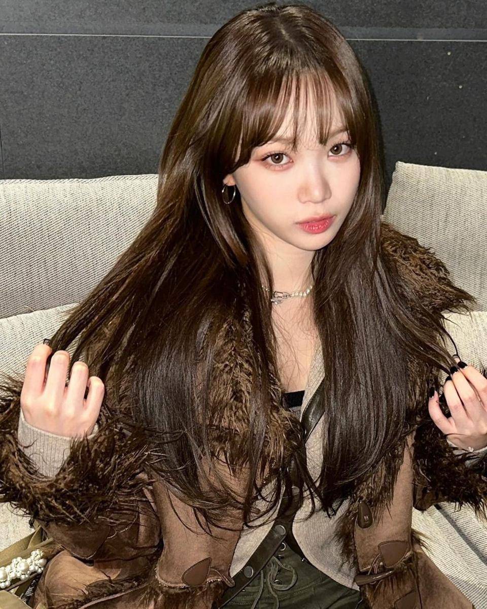 Chaewon LE SSERAFIM (instagram.com/_chaechae_1)