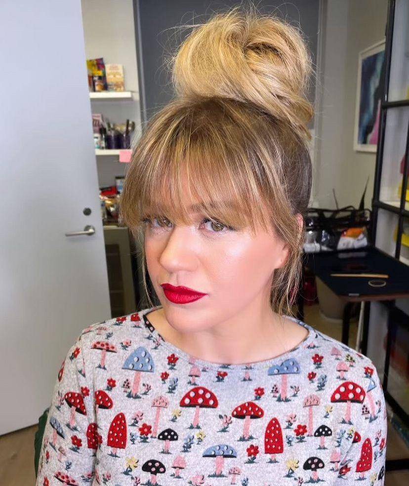 potret Kelly Clarkson berhasil turunkan berat badan (instagram.com/kellyclarkson)