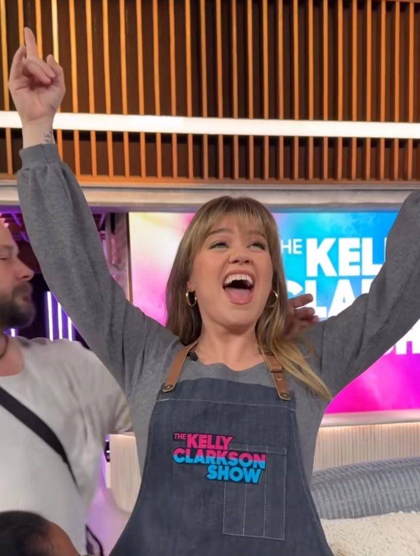 potret Kelly Clarkson berhasil turunkan berat badan (instagram.com/kellyclarkson)
