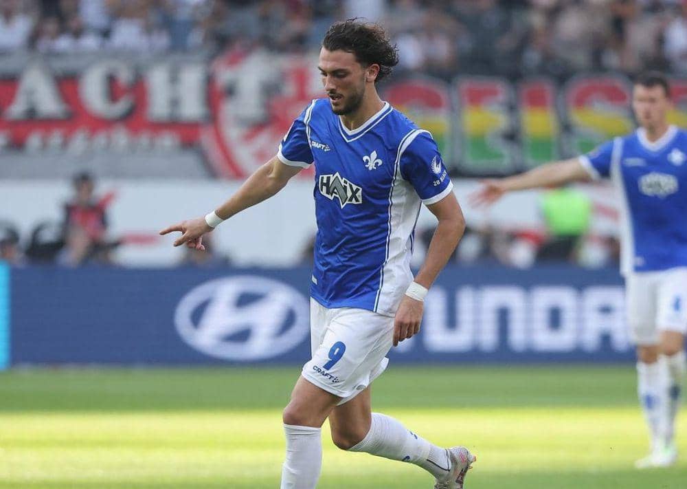 Fraser Hornby saat membela SV Darmstadt di Bundesliga Jerman. (instagram.com/svdarmstadt1898)