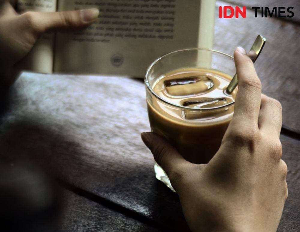 Bermuda menyajikan kopi spesial yang beda dari tempat lain. (IDN Times/Bermuda Coffee).