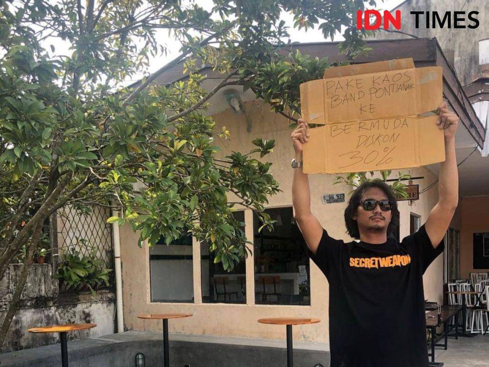 Owner Bermuda Coffee, Akil sering berikan diskon unik untuk menarik perhatian customer. (IDN Times/Bermuda Coffee).