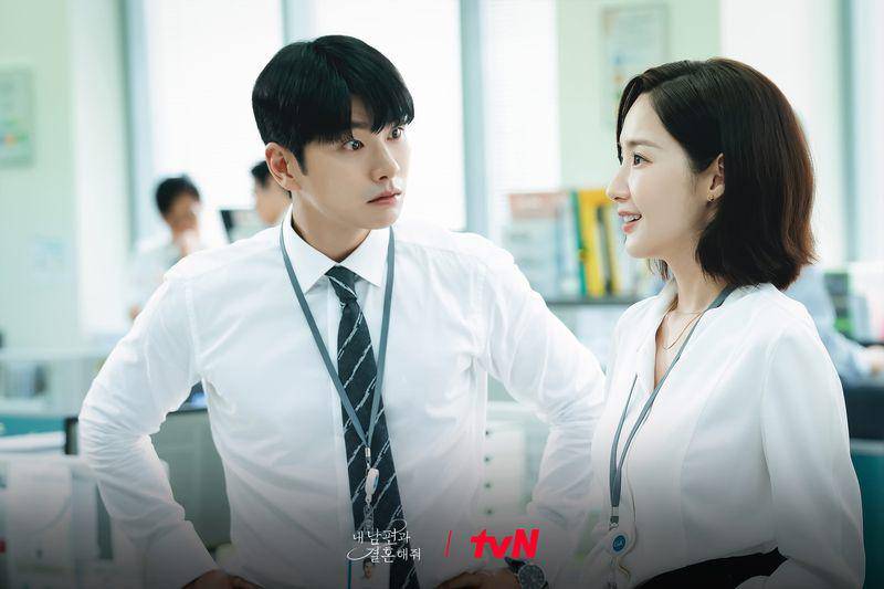 cuplikan drakor Marry My Husband (twitter.com/CJnDrama)