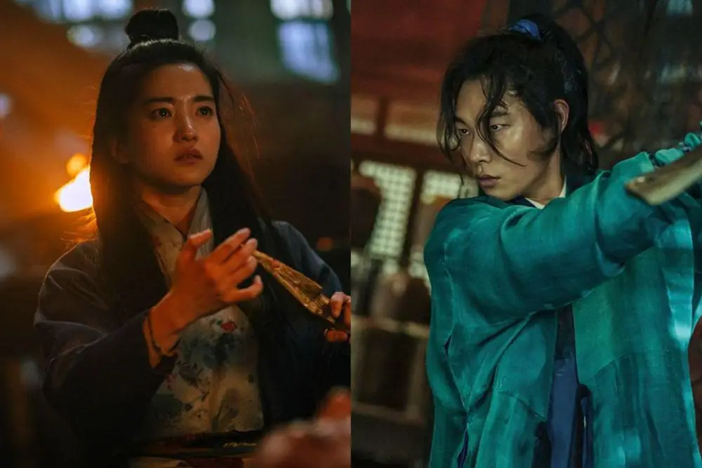 Uning etagini kotarib, yalay boshladi. American Pie pornosini tomosha qiling