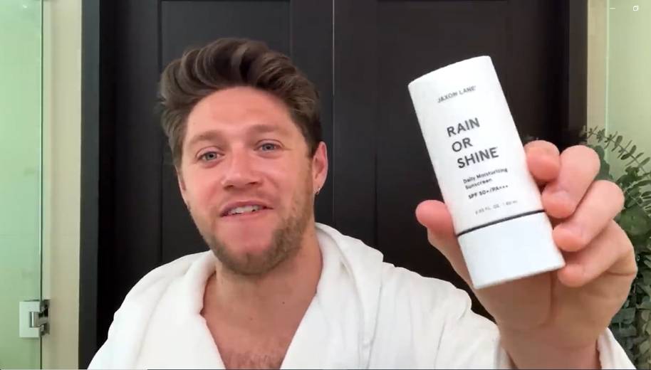 Niall Horan skincare dan haircare routine (Tangkapan Layar YouTube)