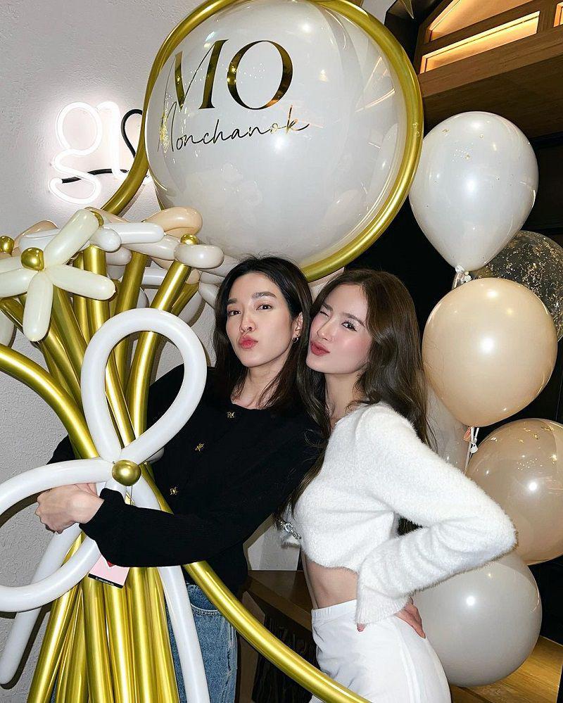 potret Mo Monchanok bersama Rafhtar Chaicueanjit (instagram.com/padpudd)