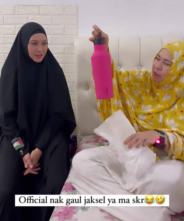 momen Zaskia Adya Mecca beri suprise ultah untuk mama (instagram.com/zaskiadyamecca)