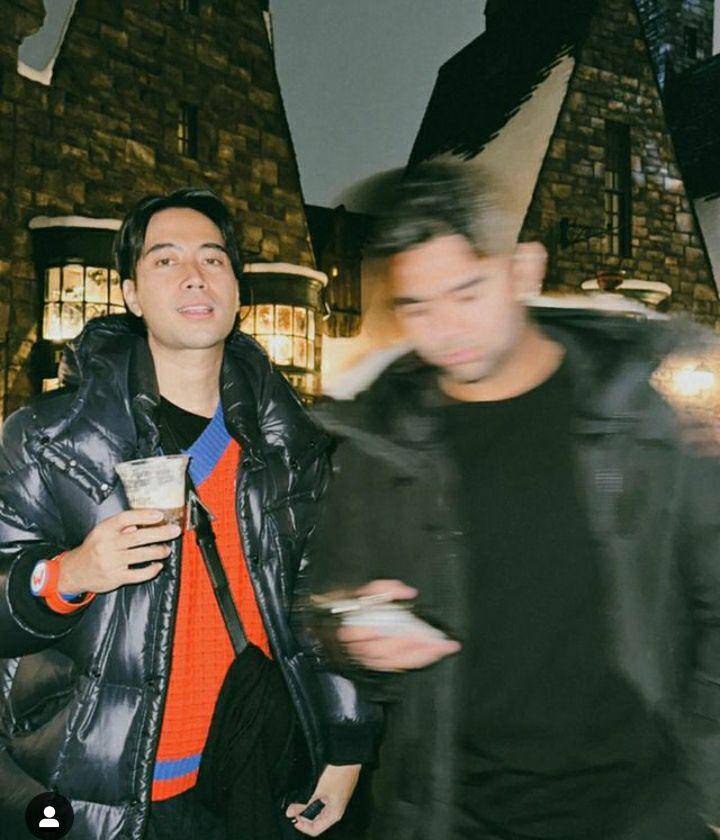 potret Vidi Aldiano pertama kali main ke Universal Studio Japan (instagram.com/vidialdiano)