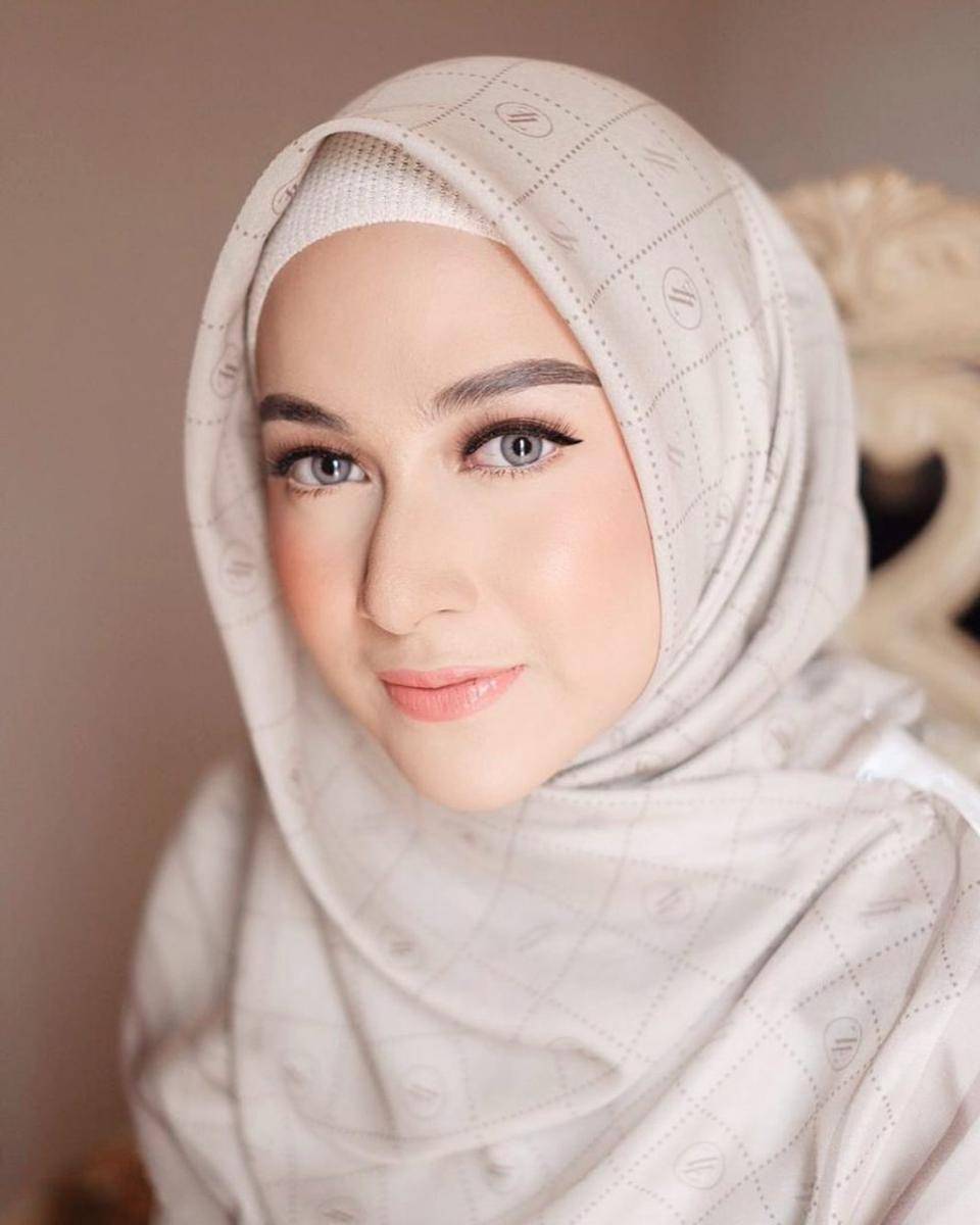 Nina Zatulini (instagram.com/ninazatulini22)