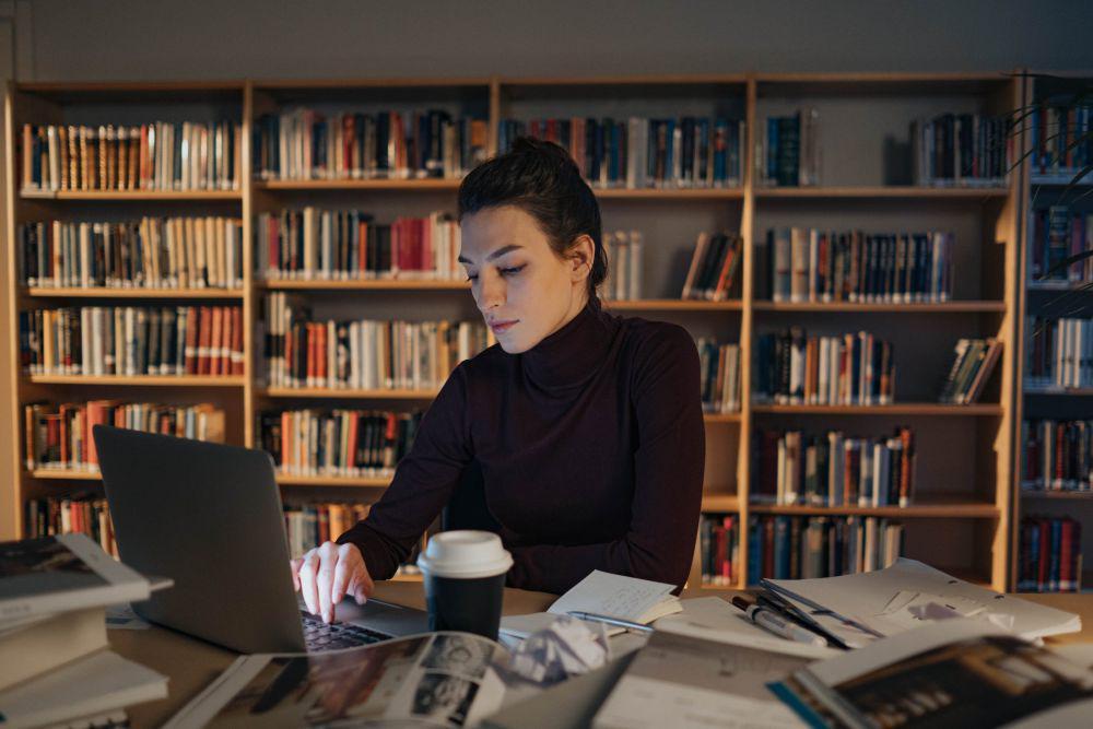 6 Suka Duka jika Putuskan Jadi Penulis Freelance, Lebih Fleksibel?