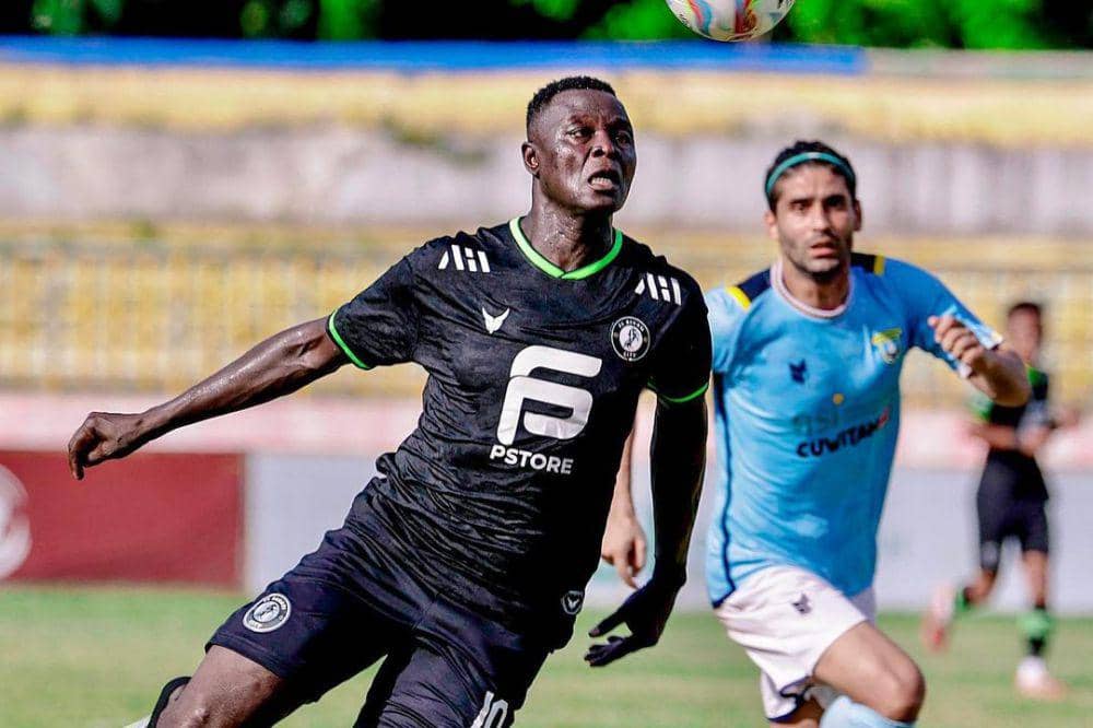 Ezechiel N'Douassel (instagram.com/fcbekasi)