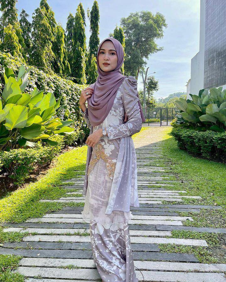 tutorial hijab Malaysia (instagram.com/haniszalikha)