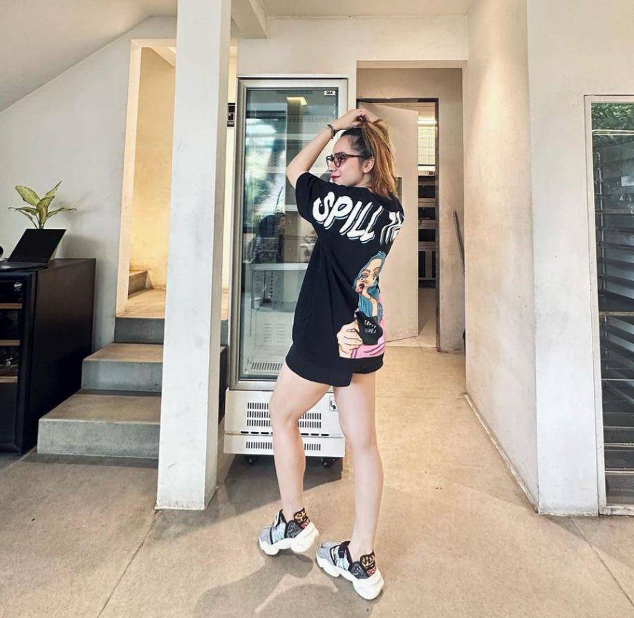 Putri Anne (instagram.com/anneofficial1990)