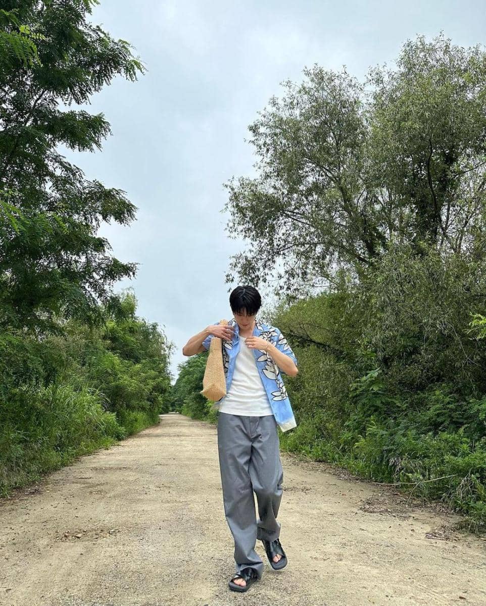 Outfit day out ala Jaehyun (instagram.com/_jeongjaehyun)