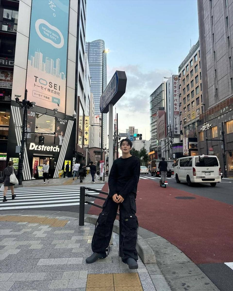 Outfit day out ala Jaehyun (instagram.com/_jeongjaehyun)