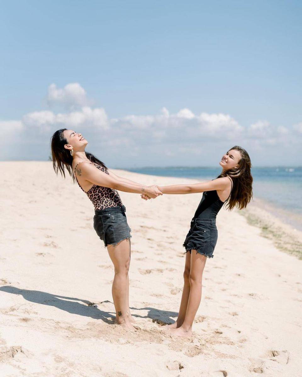 Melaney Ricardo dan putrinya (instagram.com/melaney_ricardo)