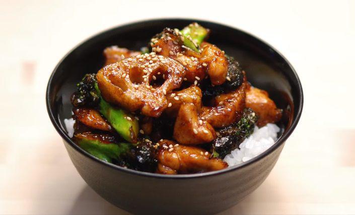 Doyan Masakan Jepang? Intip Resep Chicken Broccoli Addictive Bowl