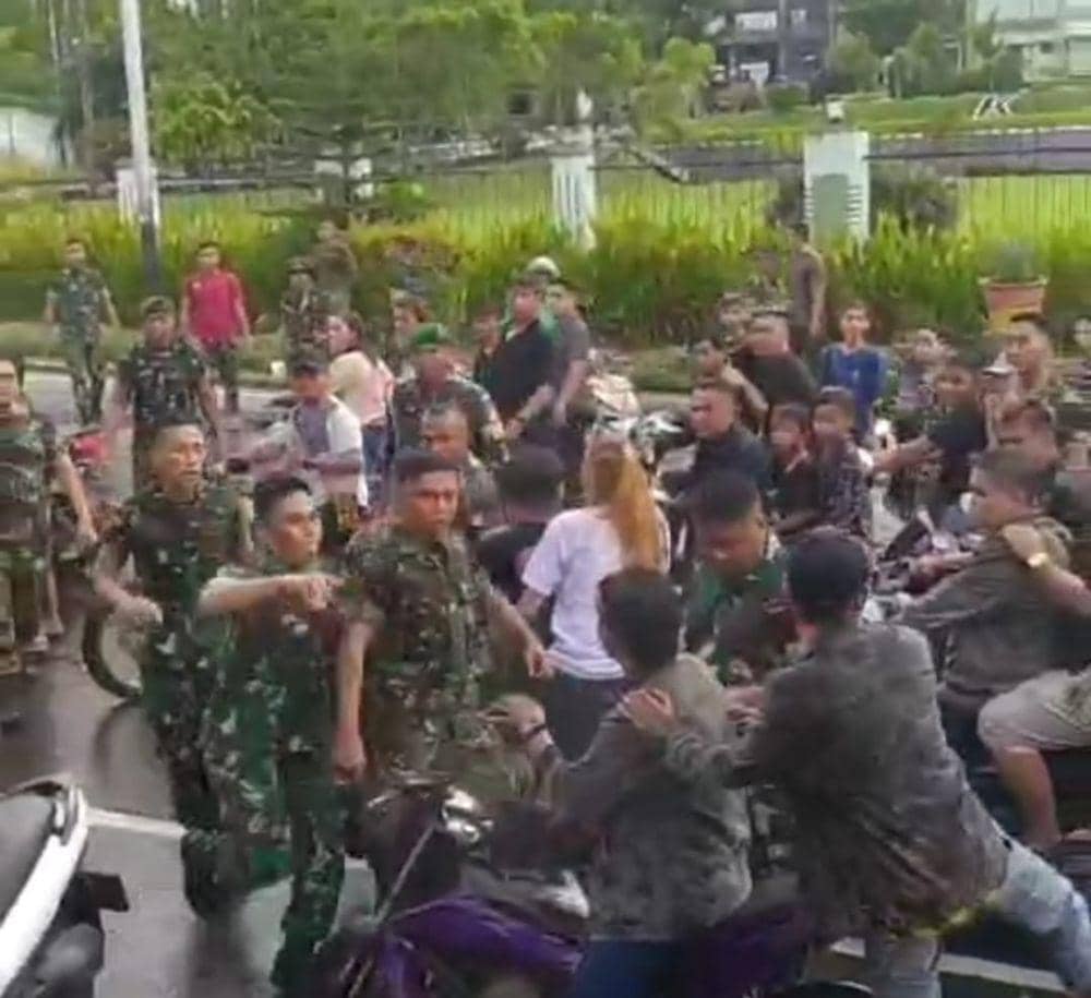 Ganggu Ketertiban Umum, Pengiring Jenazah Ricuh dengan TNI di Manado
