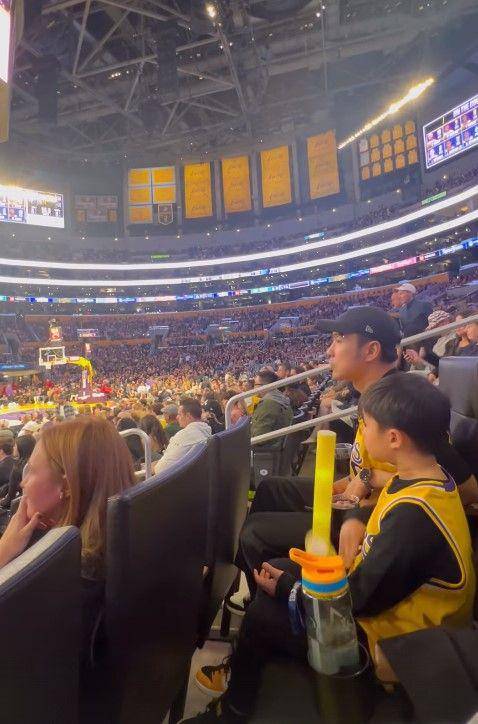 Sandra Dewi nonton NBA (Instagram.com/sandradewi88)