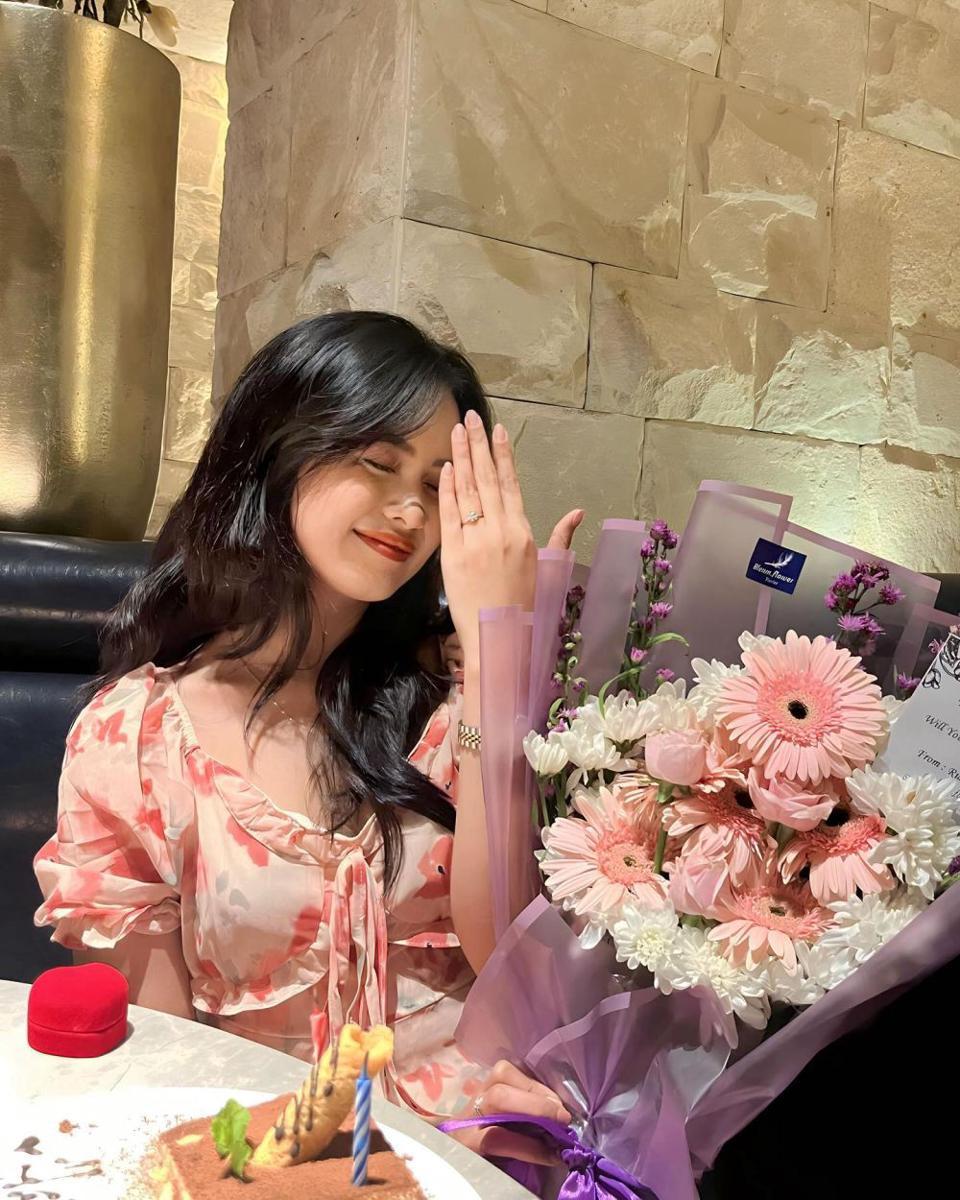 anak Elly Sugigi dilamar kekasih (Instagram.com/ulfidmy)
