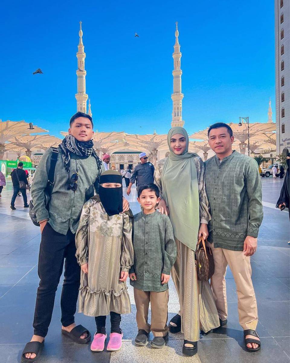 potret keluarga Anang dan Ashanty di Mekkah (instagram.com/ashanty_ash)
