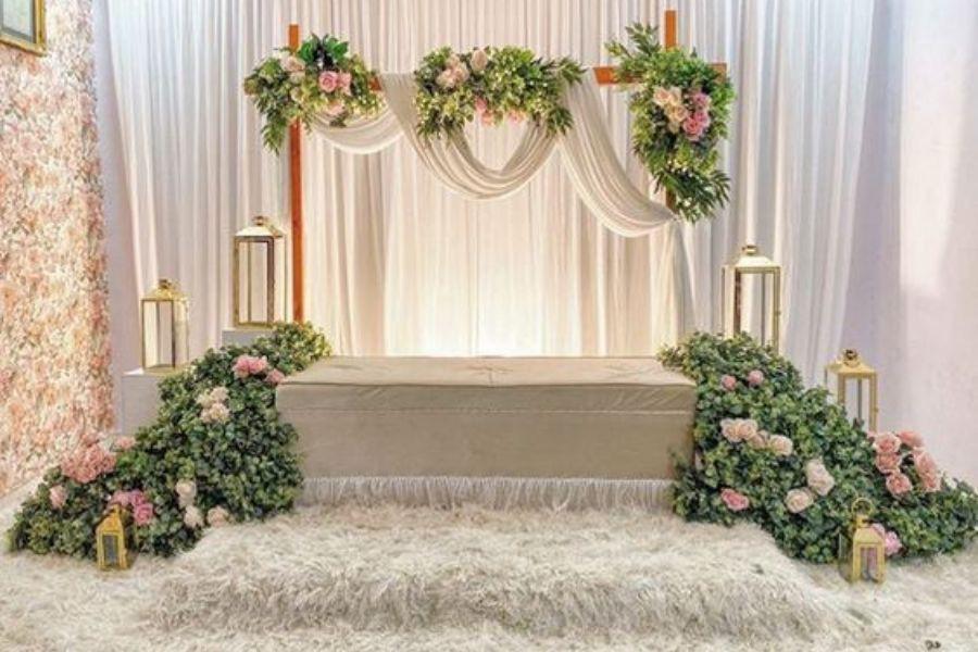 10 Ide Dekorasi Lamaran Elegan dan Simpel