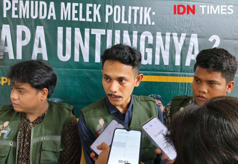 Rayanda Al Fathira, koordinator Insan Muda Ijeck yang juga merupakan mantan ketua BEM (IDN Times/Eko Agus Herianto)