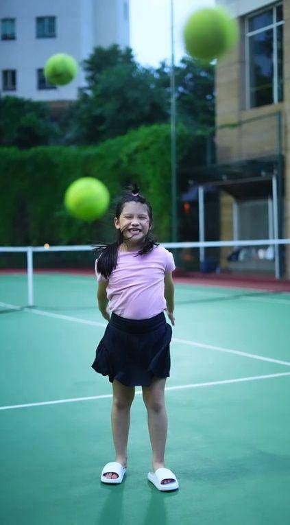 Potret Yaya bermain tenis (instagram.com/ibnujamilo)